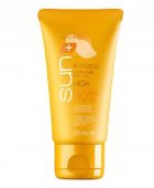 Солнцезащитный крем для лица с омолаживающим кожу эффектом AVON SUN+ SPF30 Высокая степень защиты. 